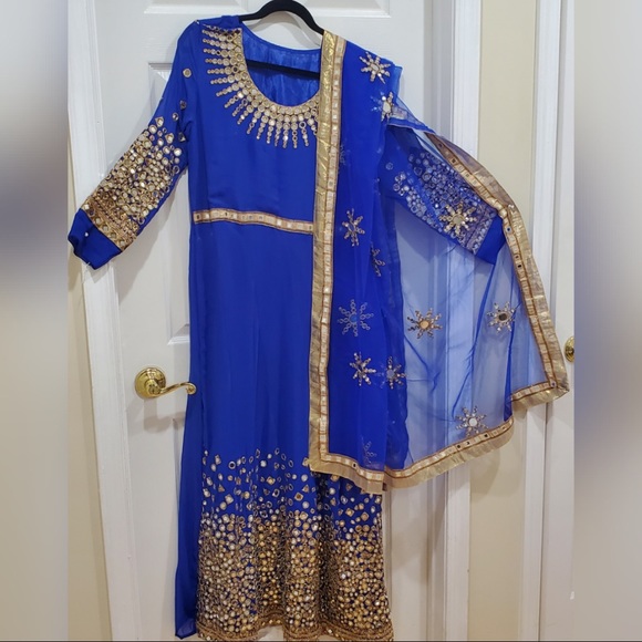 Indian outfit/ indian clothe/ salwar keemez / pakistani outfit - Picture 2 of 2